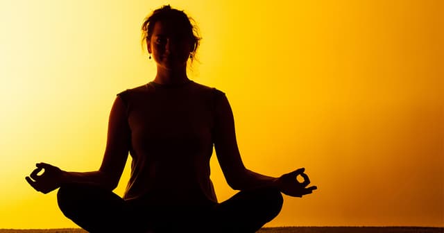 How to Control Impulses and Stay Committed to Long-Term Goals